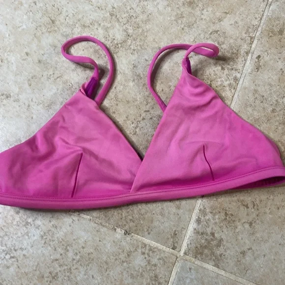 LEFT ON FRIDAY size S Sweet Victory Bikini Top - Picture 2 of 8